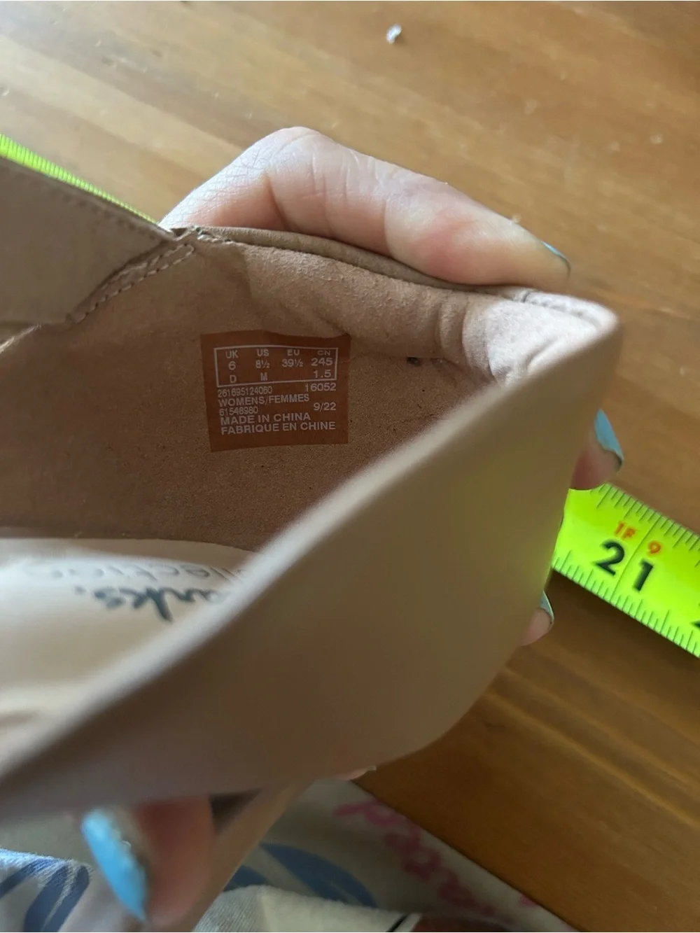 NEW Clarks Collection Women's Tan Cross-Strap Heels Size 8 1/2